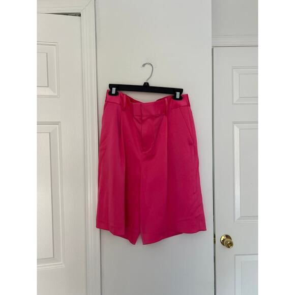 NWT Alice + Olivia Hot Pink Satin Bermuda Shorts - Picture 2 of 5